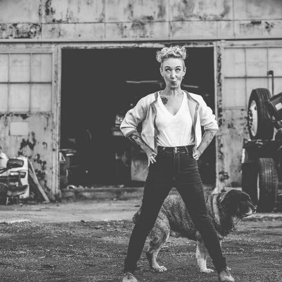 Meet your Posher, Ashley - Picture 4 of 9